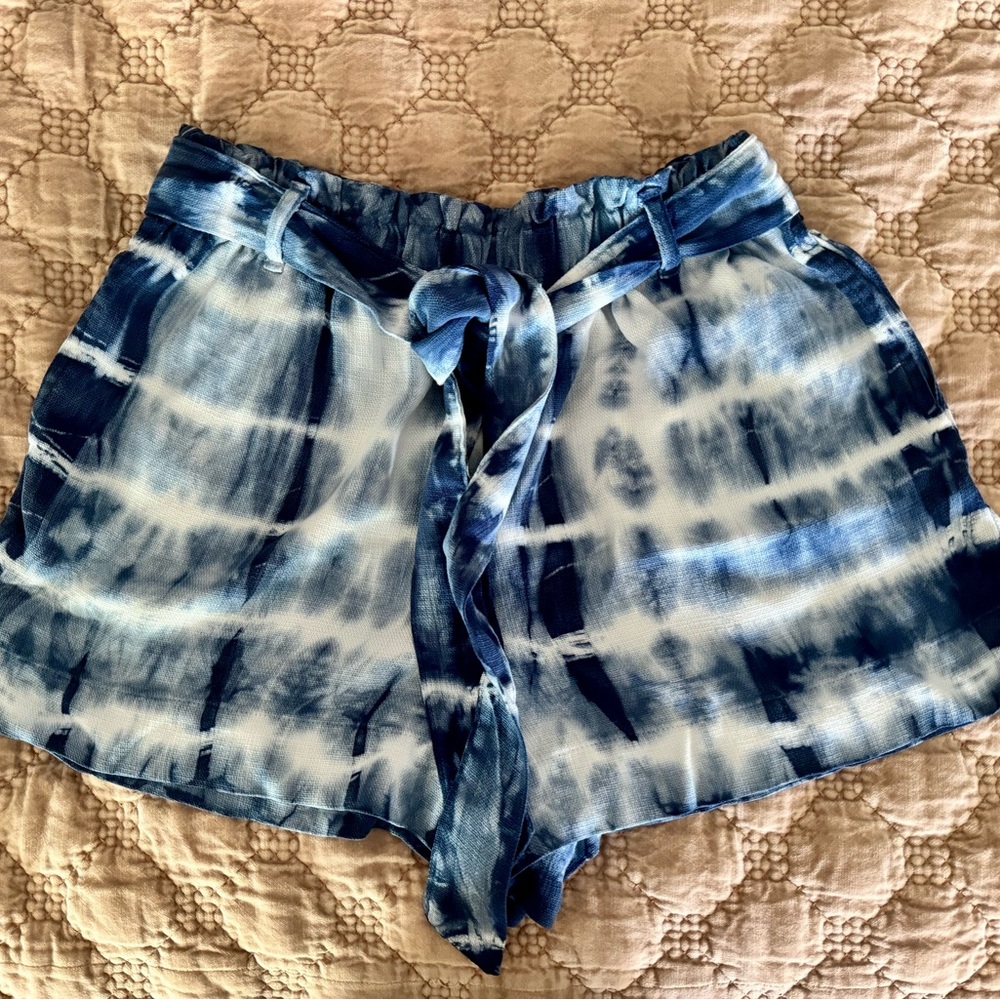 Bella Dahl Navy Tie-Dye High Waist Shorts